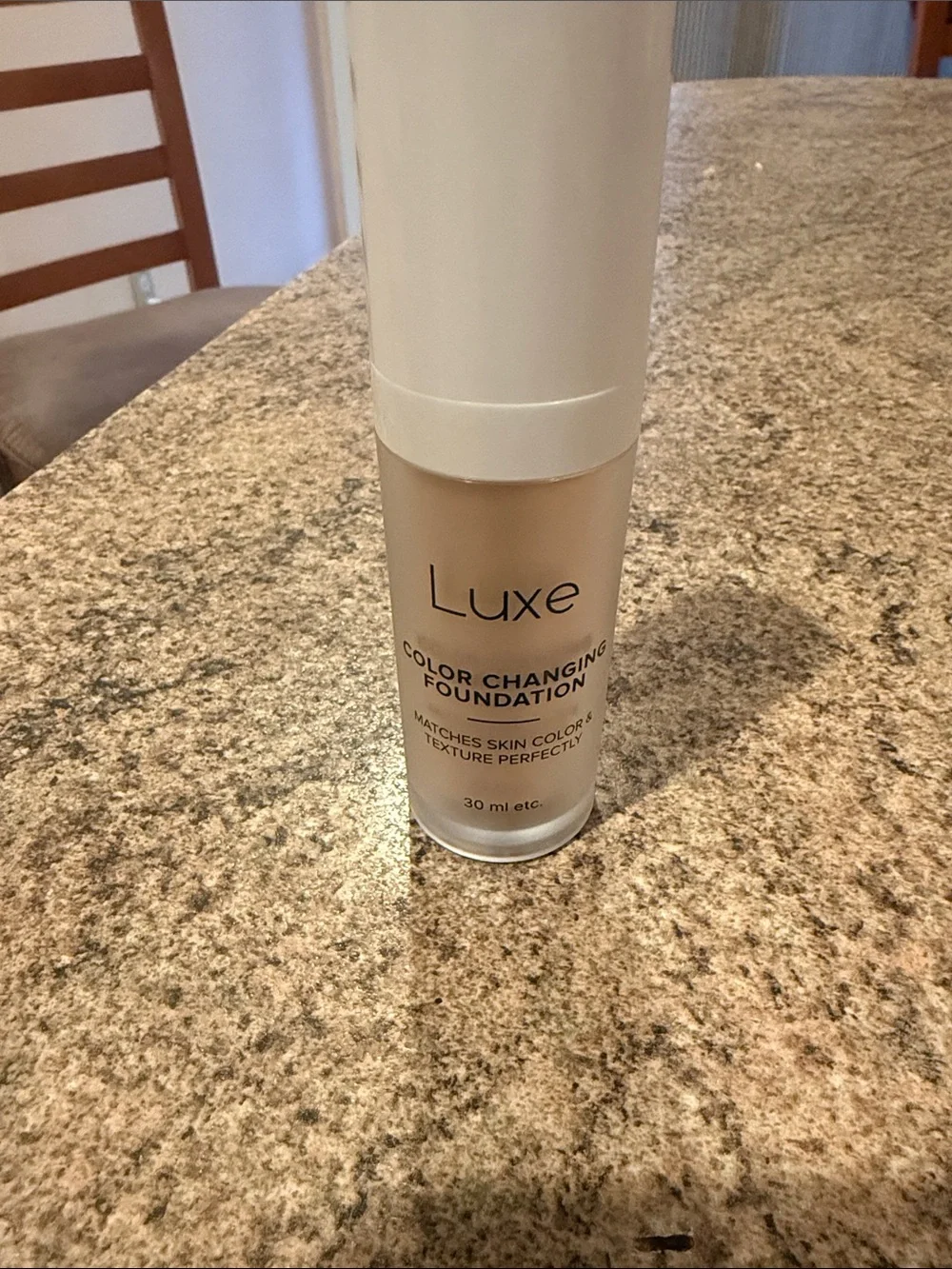 Luxe Color Changing Foundation — Beige Tone